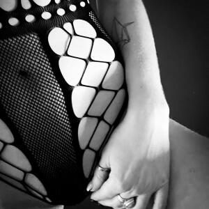Julia_blacknova mym