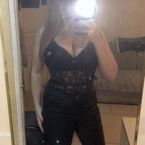 Julia_m7 mym