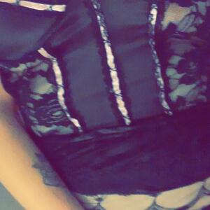 Julia_sexy_ mym