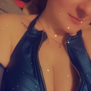 Julia_sexy_ mym