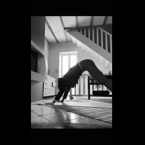 Julia_sltn mym