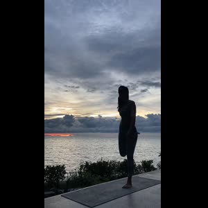 Julia_sltn mym