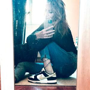 Julia_sltn mym