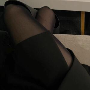Julie_f001 mym