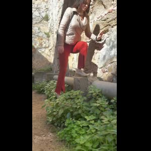 Julie_tongue_official mym