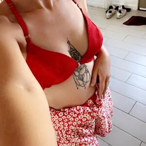 Julya_feet mym