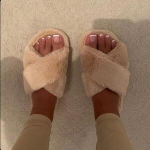 Karole_pieds mym