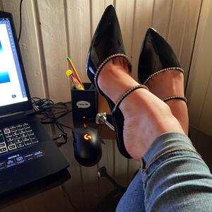 Kassey_feet mym