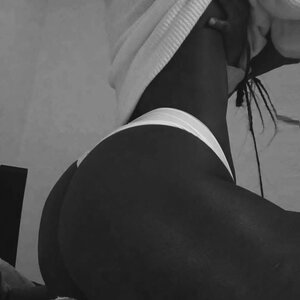 Kayla_mym mym