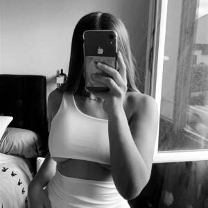 Khloe_mym mym