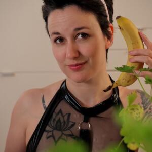 Kiara-femdom mym