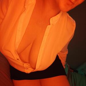 Kinkykitty_off mym