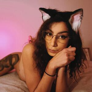 Kitty_baddie mym