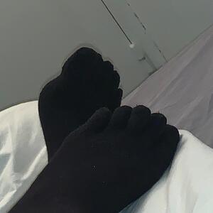 L_feet_77 mym