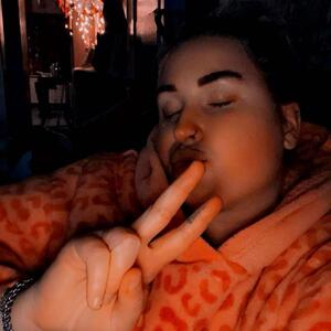 La_blonde_94 mym