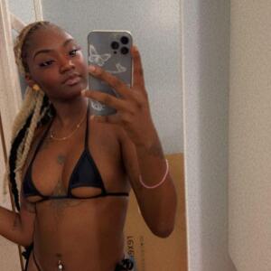 La_femme_dencre mym