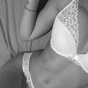 Lace_blackandwhite mym