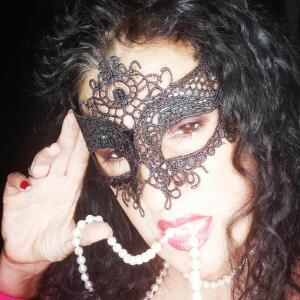Ladie_scorpionne mym