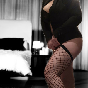 Lady_black413 mym