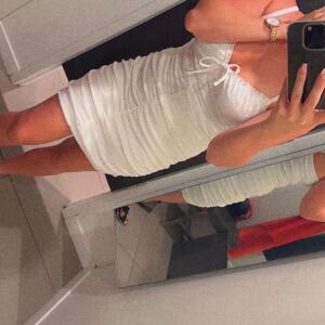 Laetysia54 mym