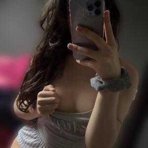 Lara_tj mym