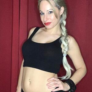 Laramania_1 mym