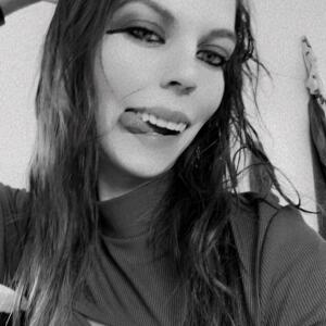 Larina_lilith669 mym