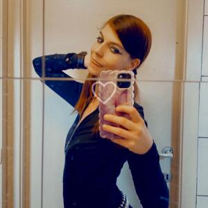 Larina_lilith669 mym