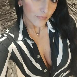 Latina42 mym