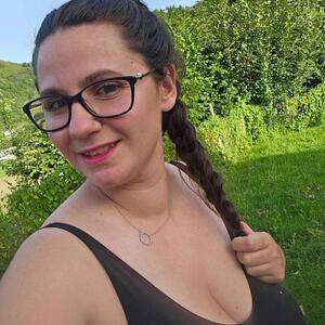 Laur_anal mym