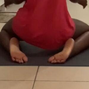 Laur_feet mym