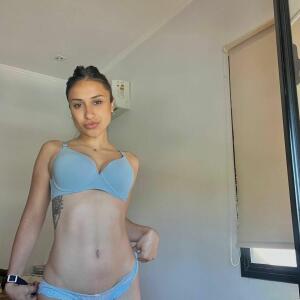 Laura_babeshy mym