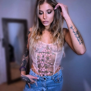 Laura_inked mym