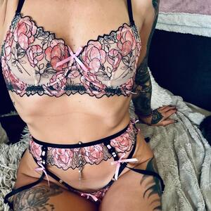 Laura_inked mym