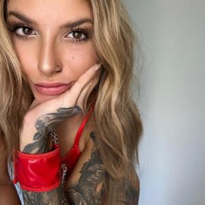 Laura_inked mym