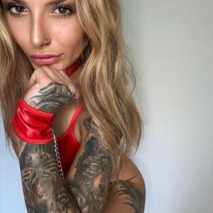 Laura_inked mym