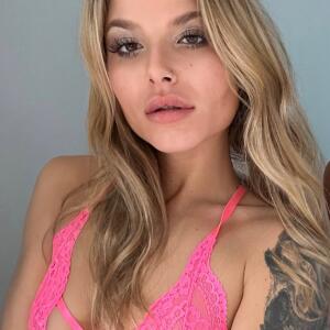 Laura_inked mym