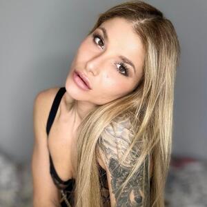 Laura_inked mym
