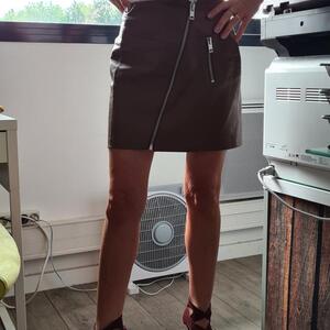 Laura_milf_nude_sexy mym