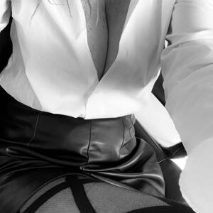 Laura_milf_nude_sexy mym