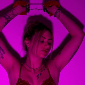 Laura_mym_x mym