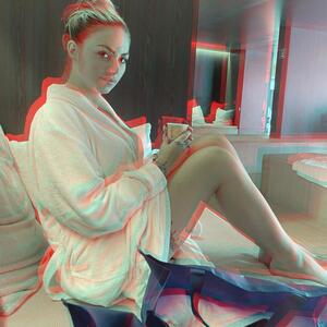 Laura_mym_x mym