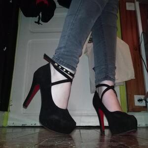 Laura_thonn mym