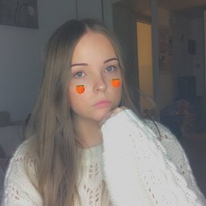 Laura_vnst mym