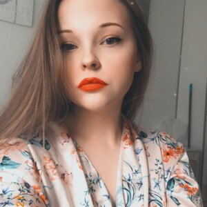 Laura_vnst mym