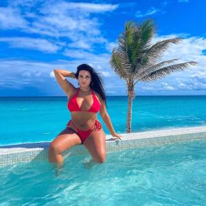 Laurab974 mym