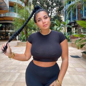 Laurab974 mym