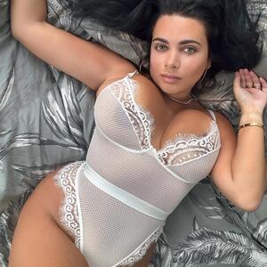 Laurab974 mym