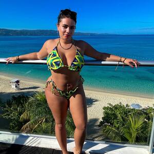 Laurab974 mym