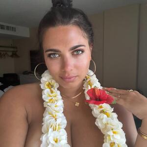 Laurab974 mym